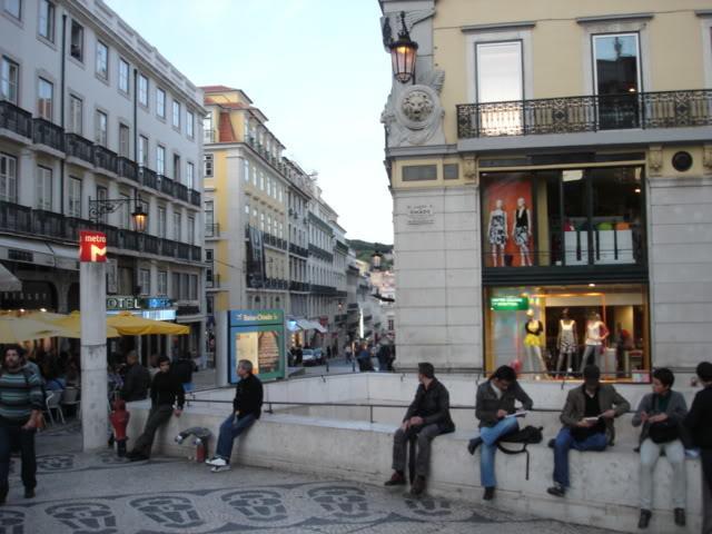 Lisbon Lovers Luaran gambar